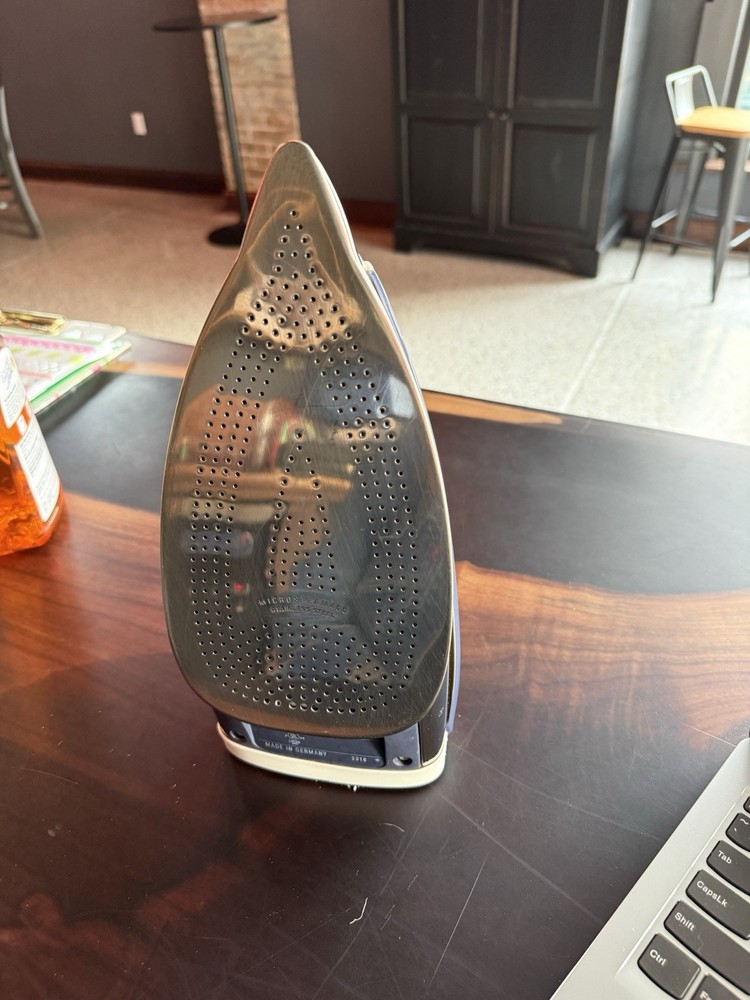 Rowenta Pro Master DW8080 Iron made in Germany