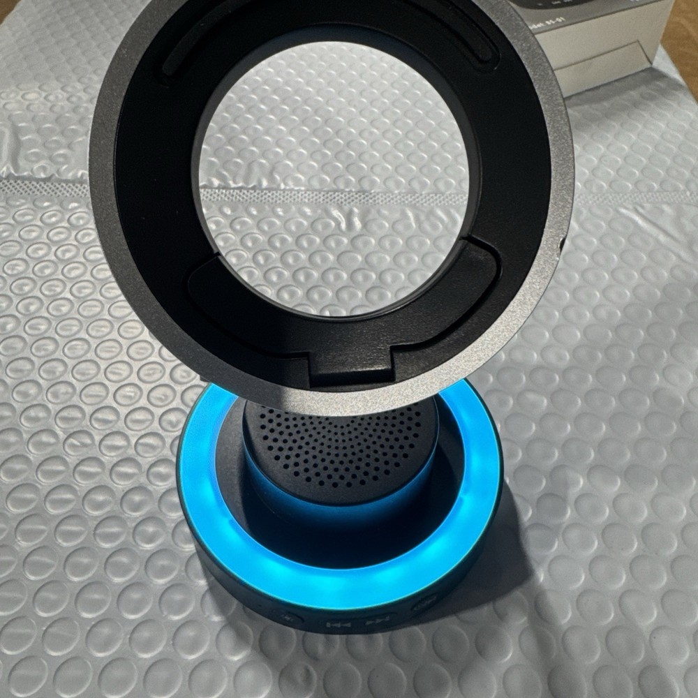 VANOTOM BS-01 Bluetooth Stand Speaker Cylinder Black Silver