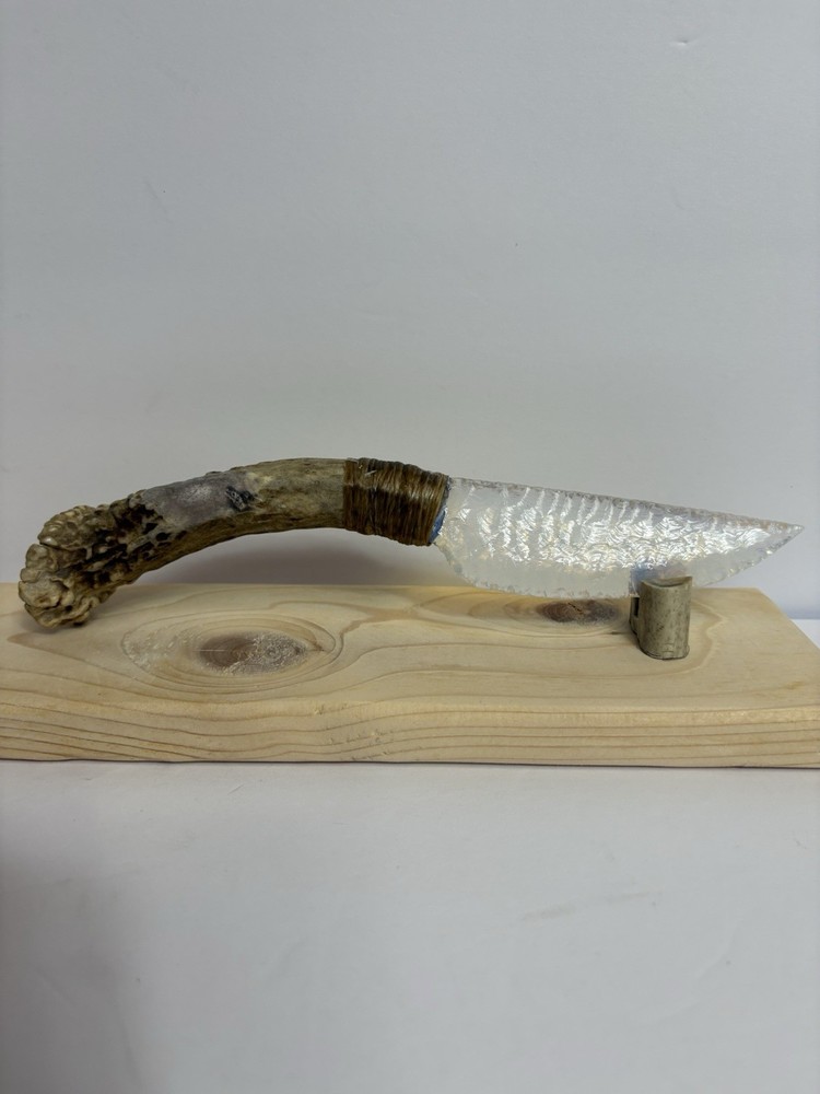 flint knapped knife