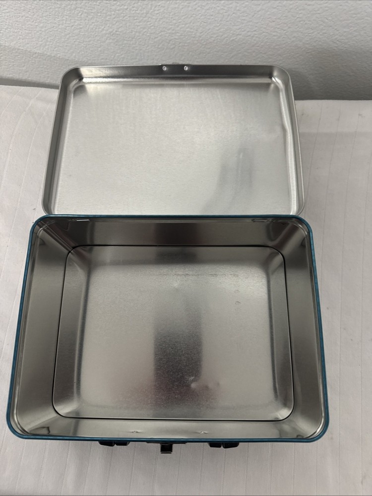 Pokemon lunch box tin Empty