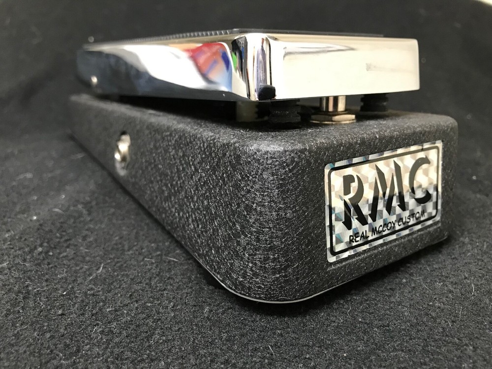 GigRig G2 Custom Guitar Pedal Board, 13 pedals/components, Schmidt Array w/Lid