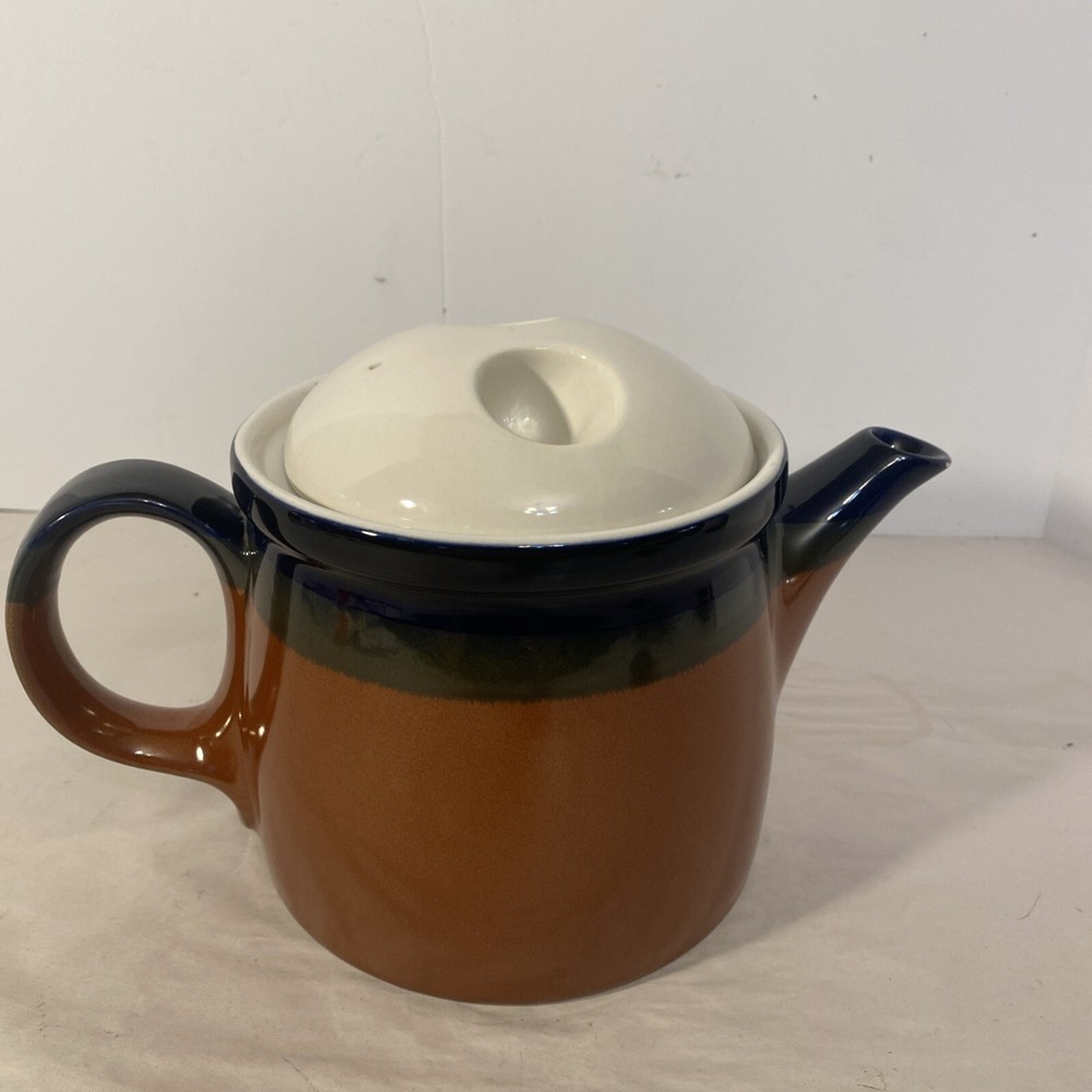 Potters Art Teapot 5 " 6 Cup Capacity