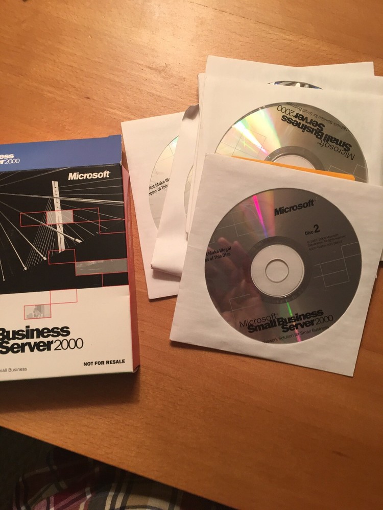 Microsoft Small Business Server 2000 NFR CDs With Keys.