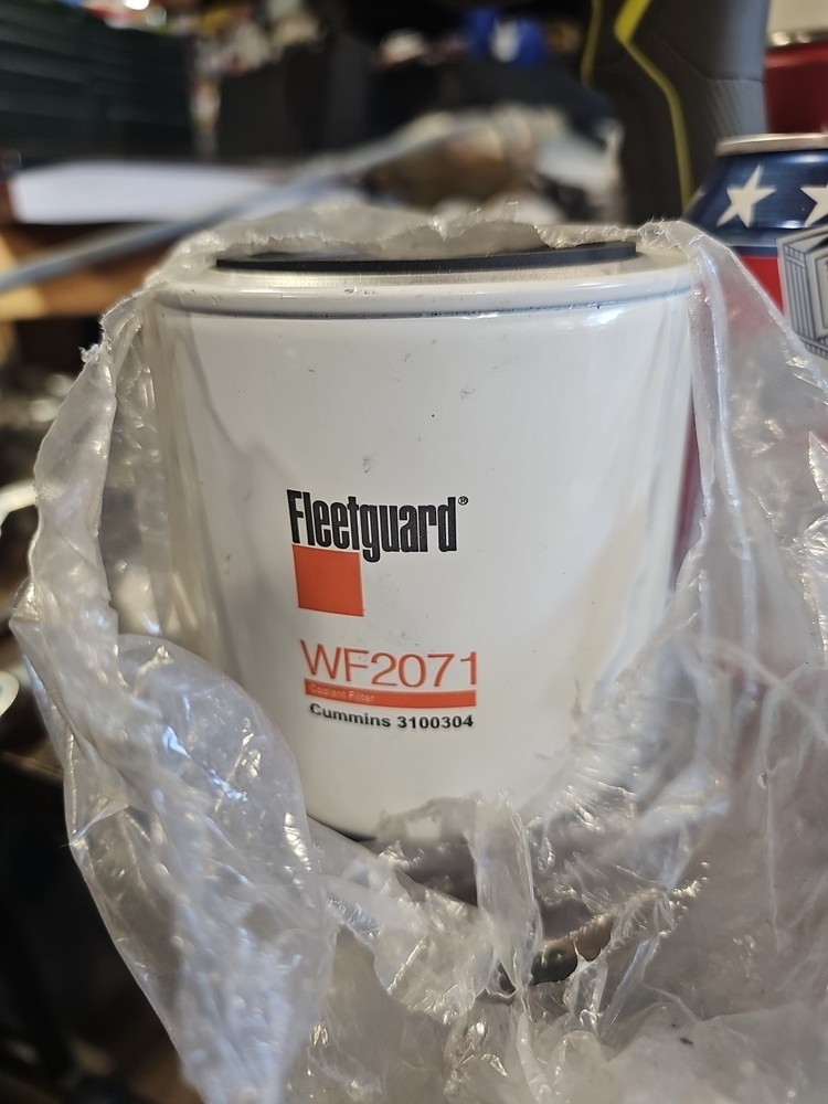 Fleetguard WF2071 NEW