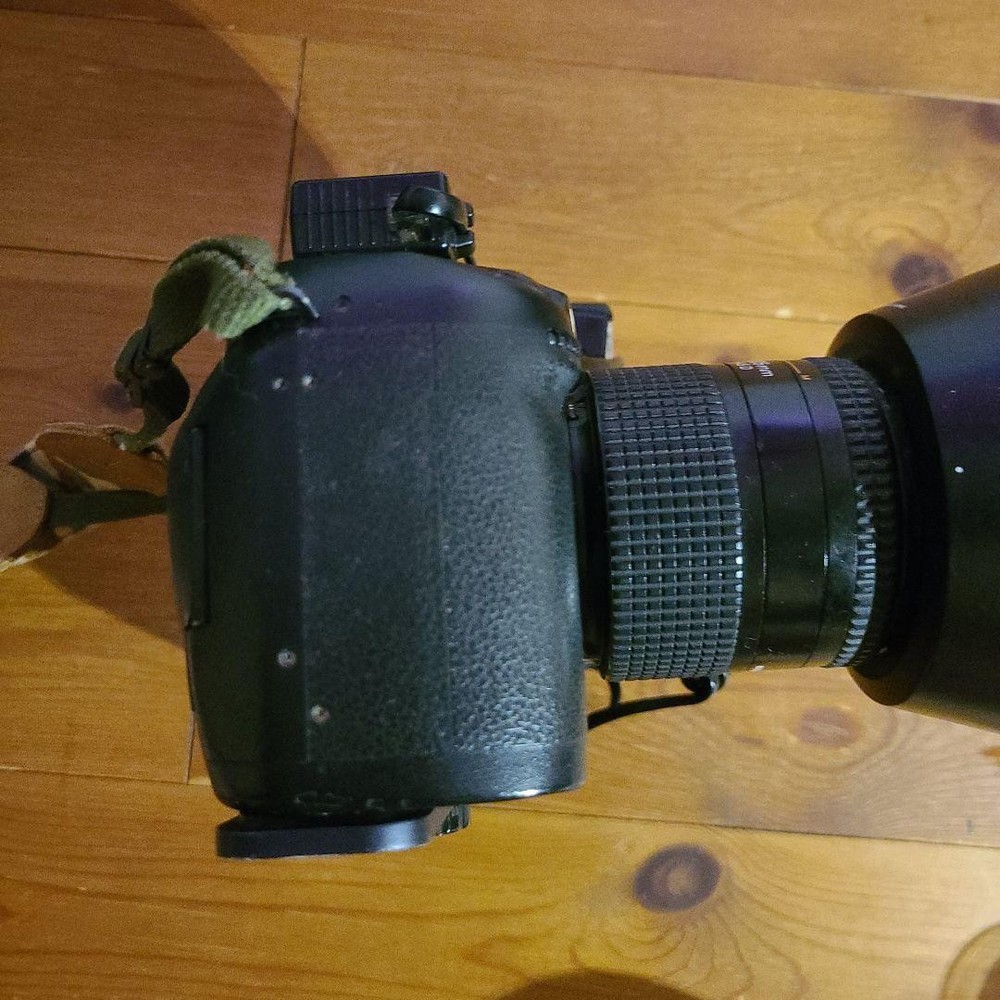 Nikon D100 Camera C025