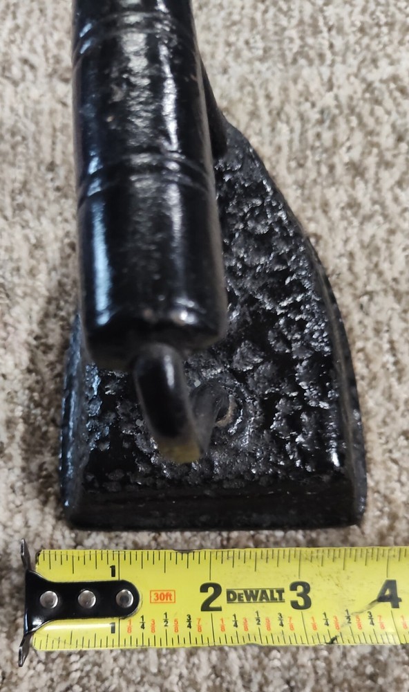 🗽VINTAGE IRON -NICE PIECE