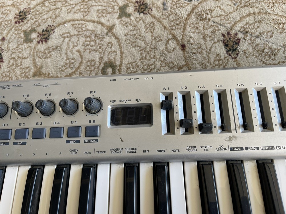 Edirol MIDI Keyboard Controller PCR-50