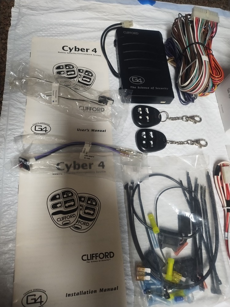 CLIFFORD Cyber 4 G4