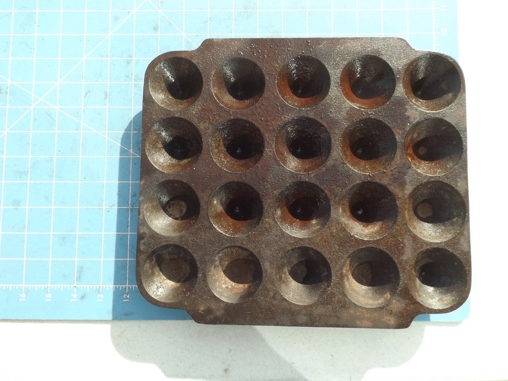Old Mining Nipple Ingot Crucible Cast Iron Pan Tray