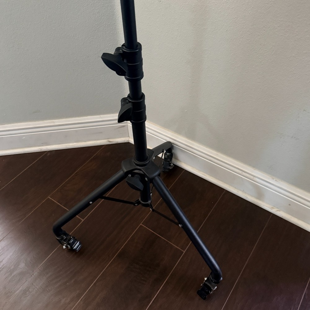 Adjustable Rolling Music Stand for iPad/Tablet - Tripod Locking Wheels
