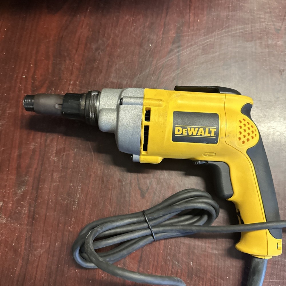 DEWALT DW268 Heavy Duty Screwdriver