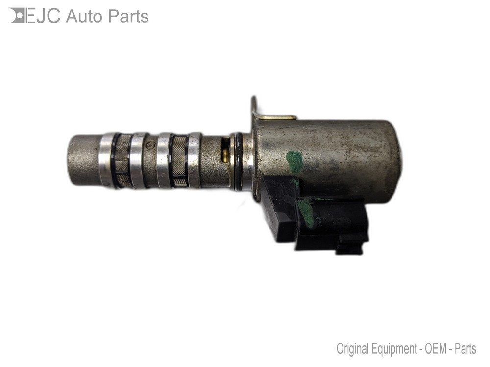 Variable Valve Timing Solenoid From 2014 Nissan Pathfinder  3.5