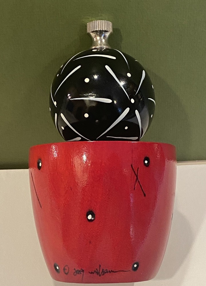 Robert Wilheim/ William Bounds Red & Black Pepper Mill Grinder Shaker Signed EUC