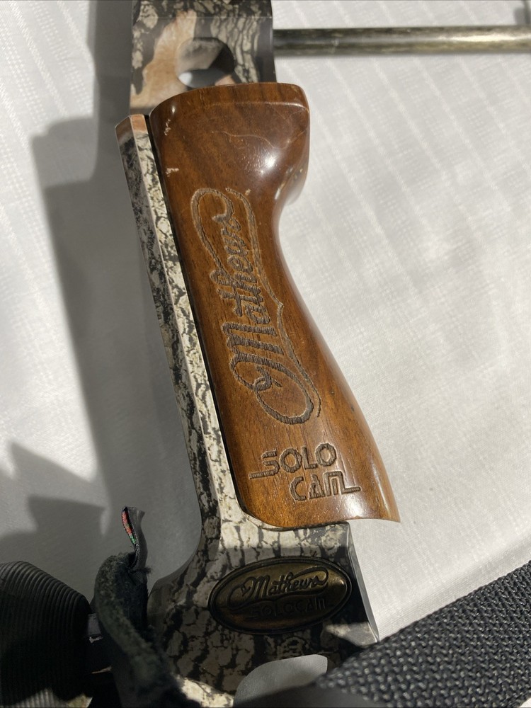 Mathews Solocam FX2 Right Hand 70 Pound Bow