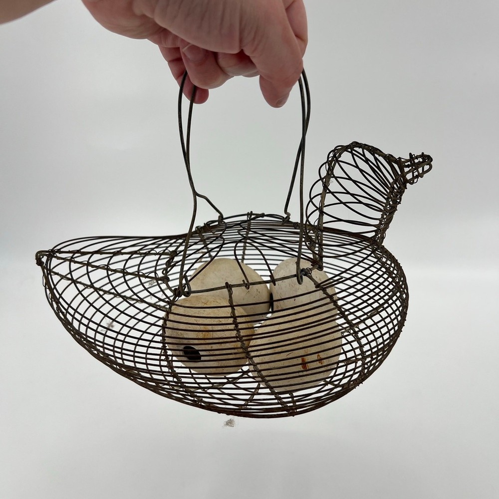 Vintage Wire Egg Basket with 4 Decorative Ceramic Eggs Chicken Shaped