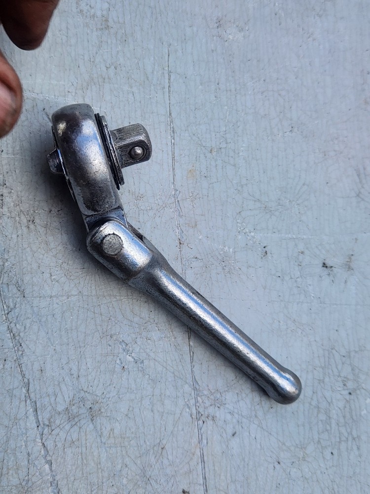 CHROME VANADIUM 1/2” DRIVE 6" LONG FLEX HEAD RATCHET