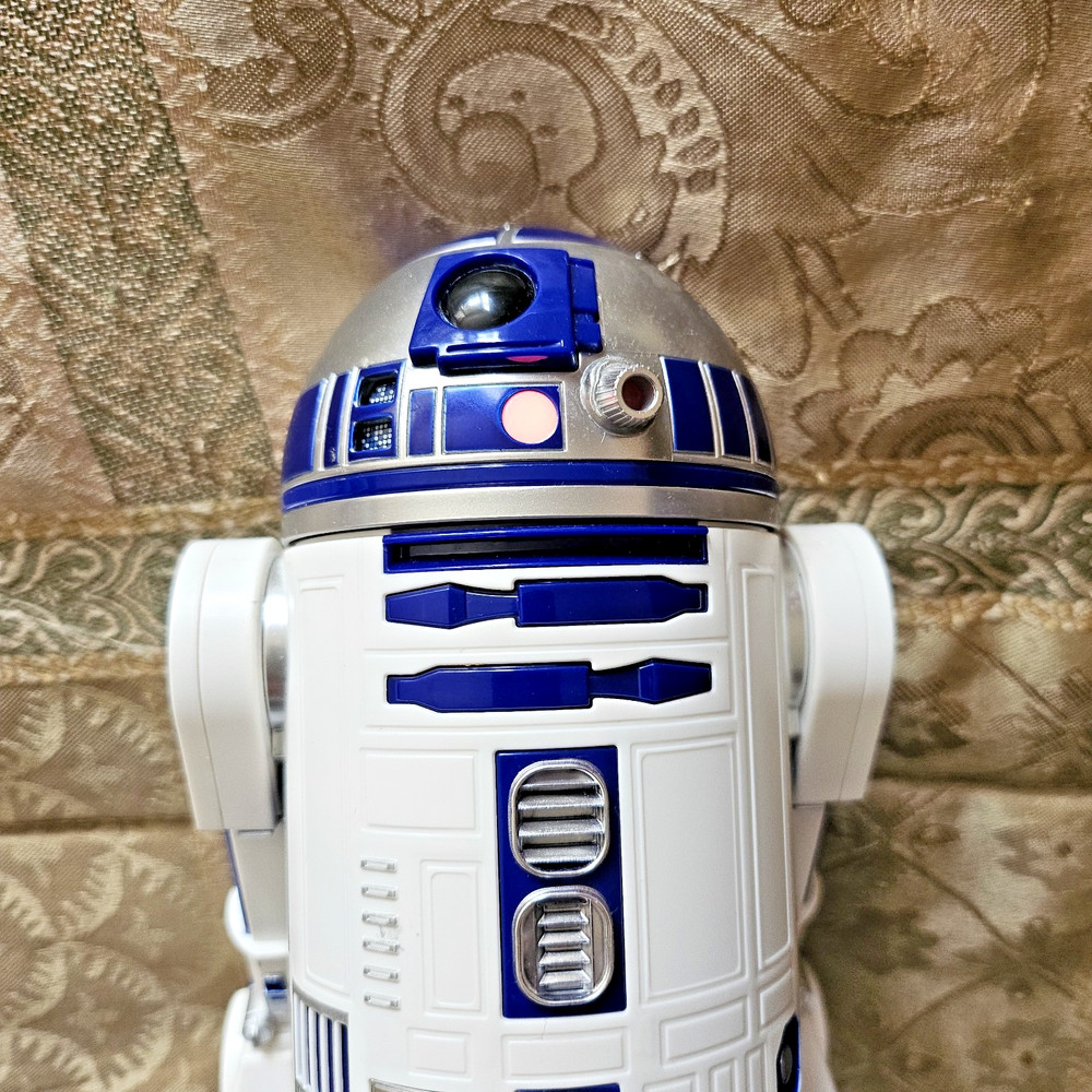 Sphero Star Wars R2-D2 App-Enabled Remote Control Droid Robot Toy