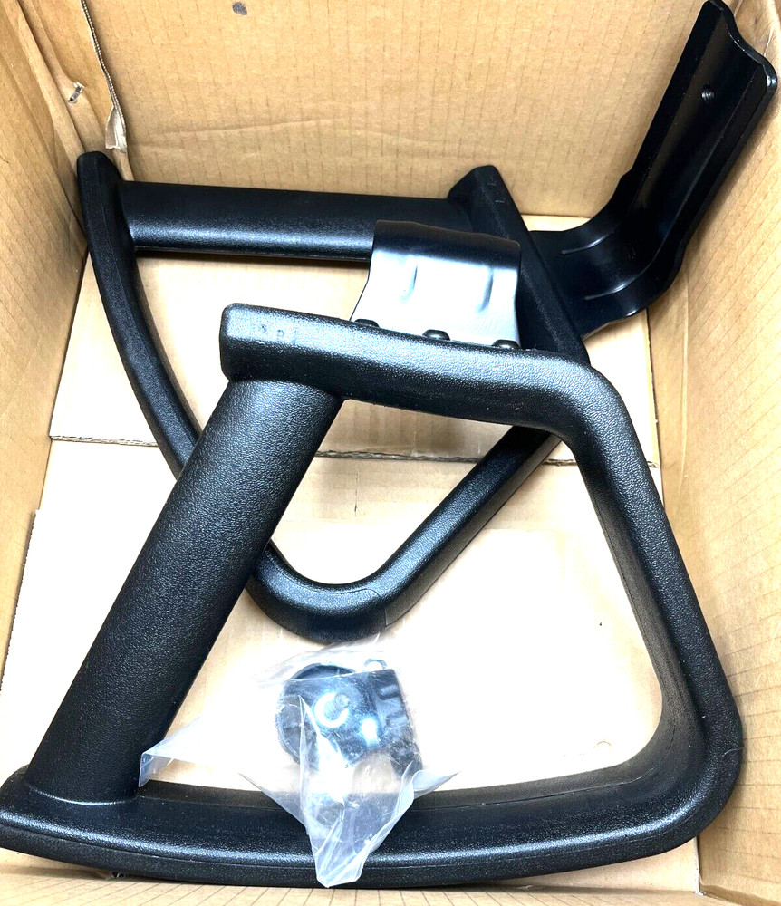 GLOBAL INDUSTRIAL INTERION LOOP ARMS BLACK 506556