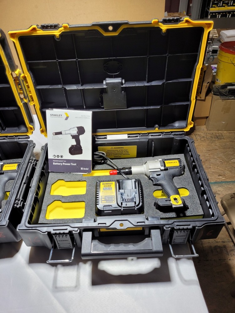 Stanley PB2500n Neobolt Tool