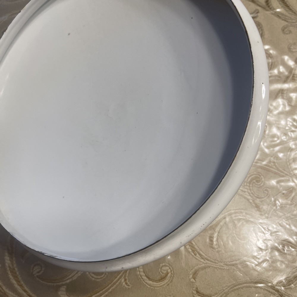 While Enameled Pot Lid 8.5”