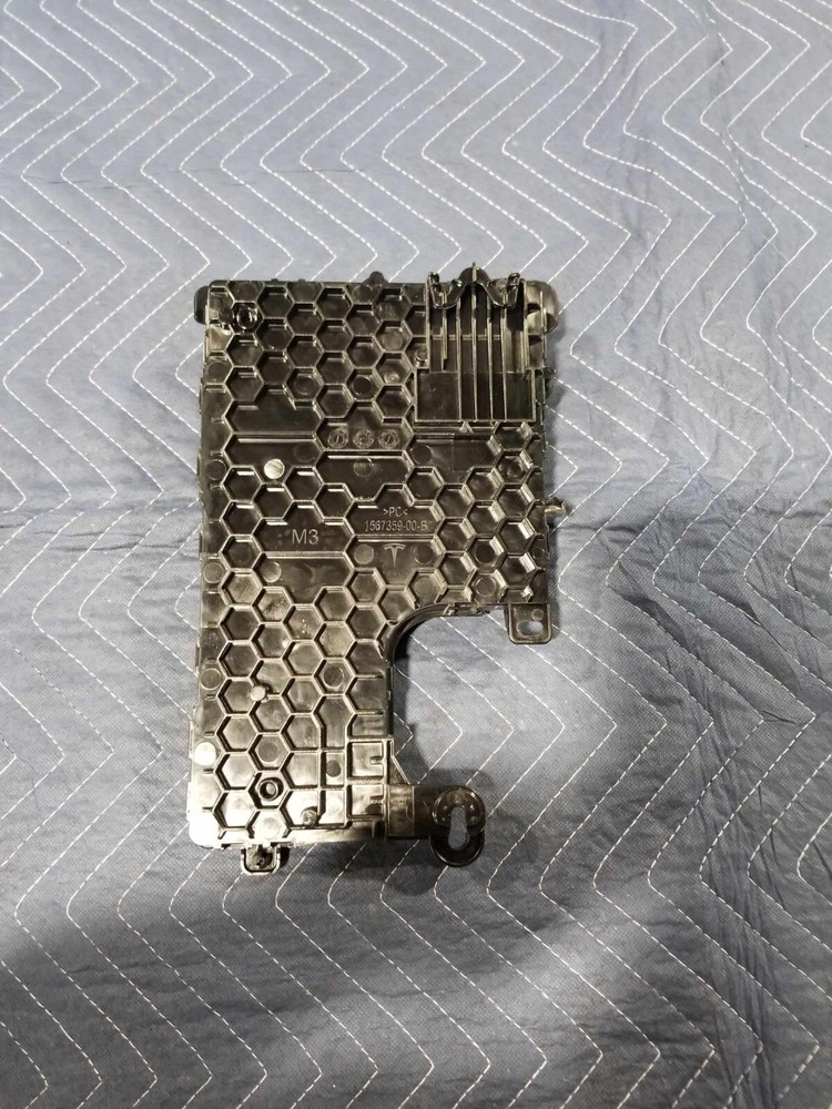 2017-2023 Tesla Model 3 Left Low Voltage Controller Electronic Control Module LH