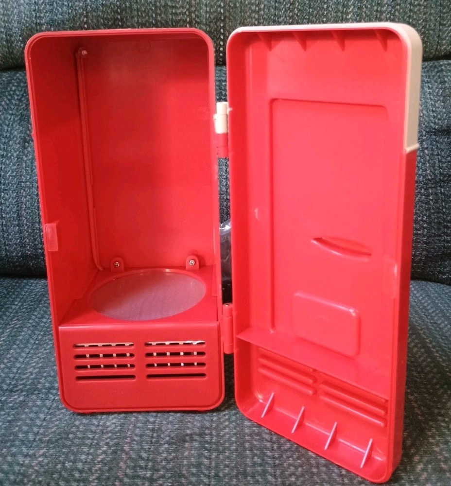 USB Can Cooler (NIB) Dream Cheeky