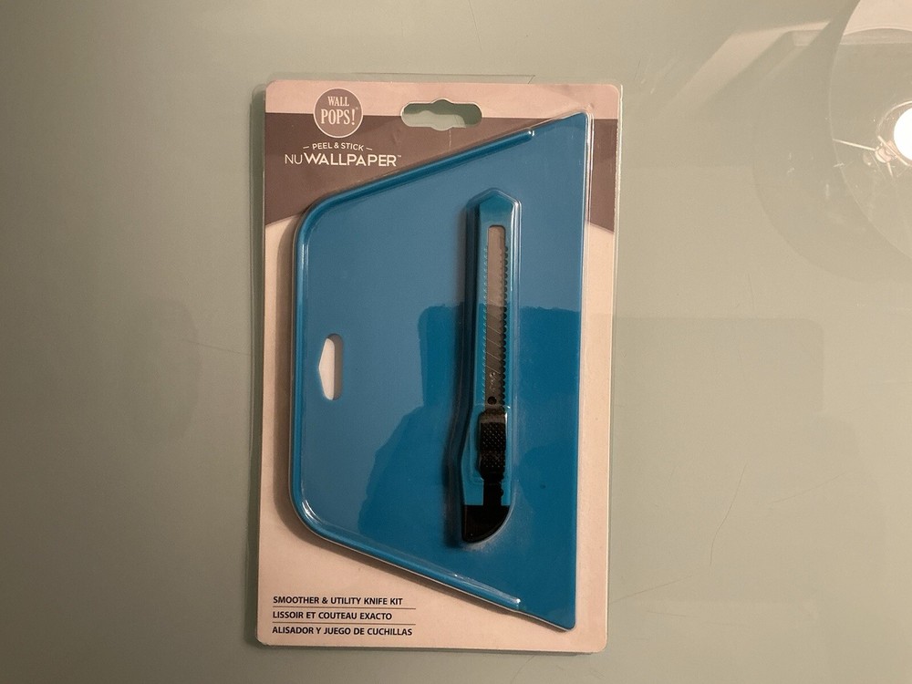Wall Pops! Smoother & Utility Knife Installation Kit