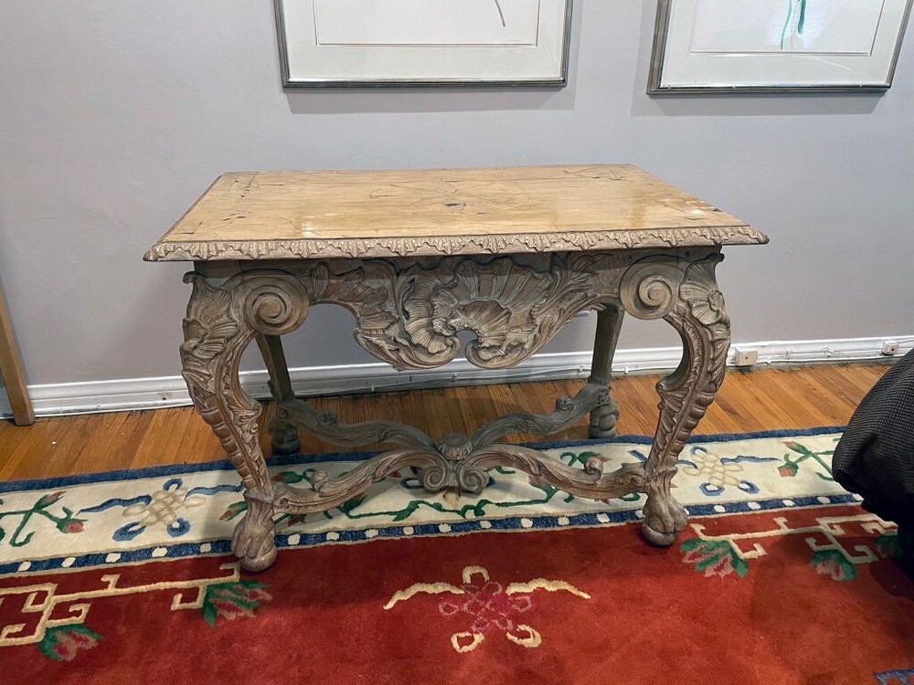 Elegant Antique console table bleached Walnut vintage, Nineteenth C. Regency