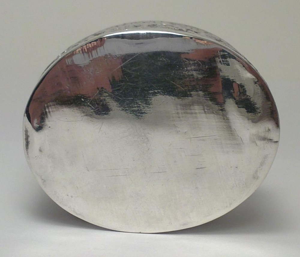 Vintage 800 Silver Trinket / Ring Box (Hand Crafted)–poss. Middle Eastern (34g)