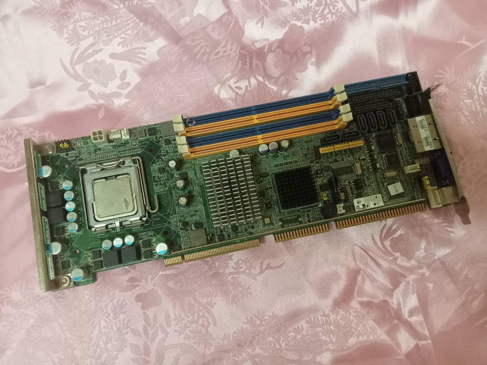 ADVANTECH Used PCA-6194 REV.A1 19A2619400 PCB/DHLเปลี่ยนรอขาย