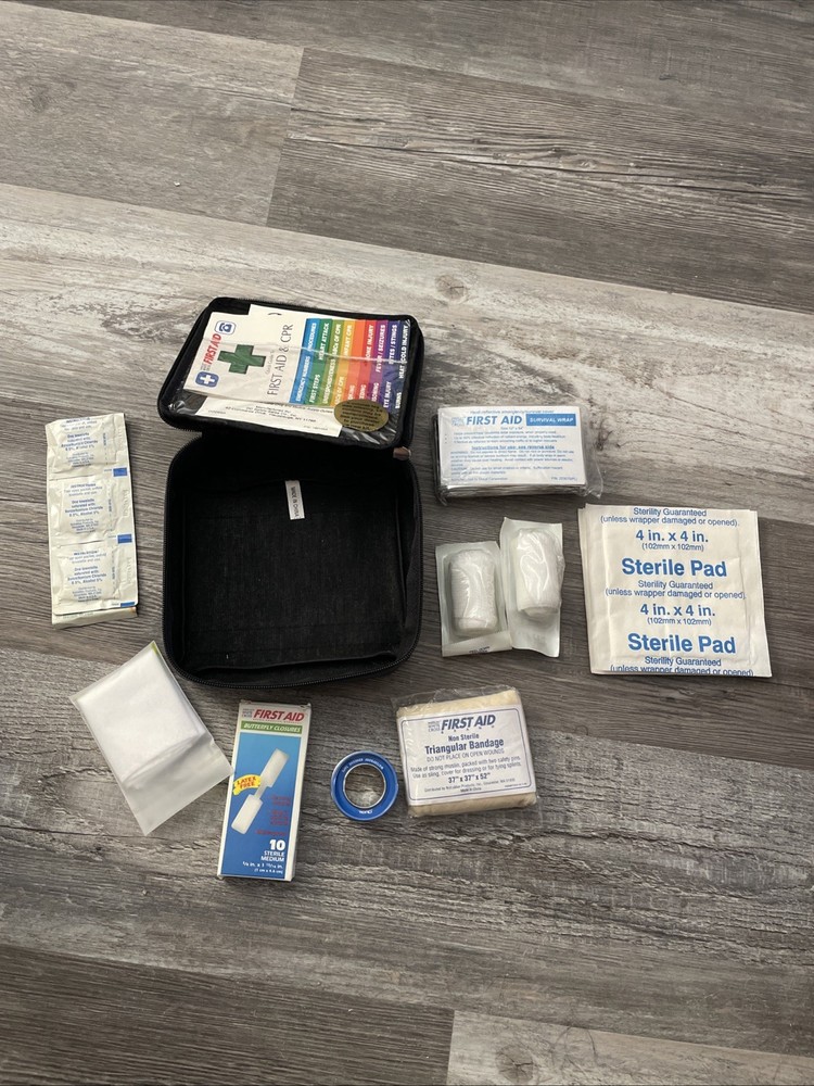 Lexus Genuine Emergency FIRST AID KIT Orig. Case
