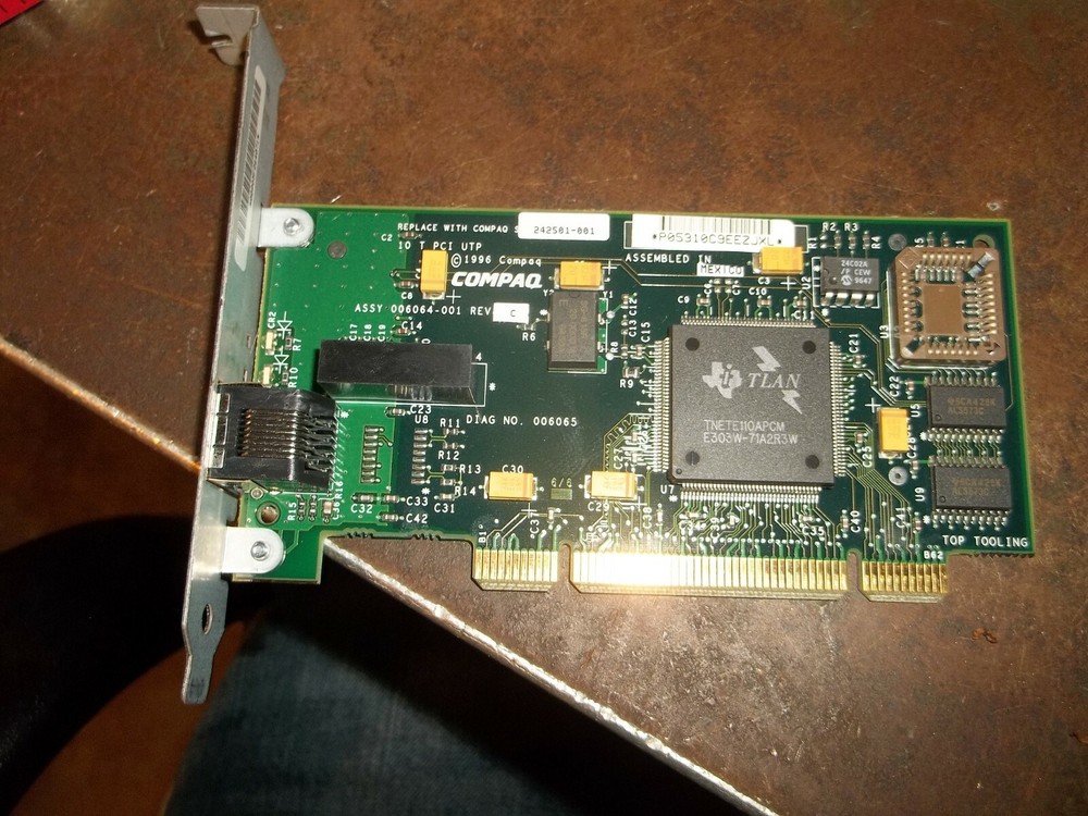 COMPAQ 242501-001 10 T PCI UTP CONTROLLER CARD (WL117)