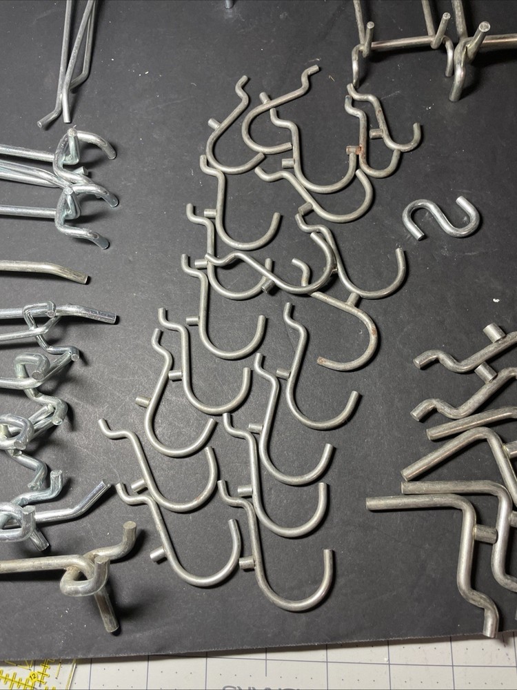 68 Pcs Heavy Duty Peg Board SINGLE HOOKS & Pegboard Tool Rack Holders -STURDY!