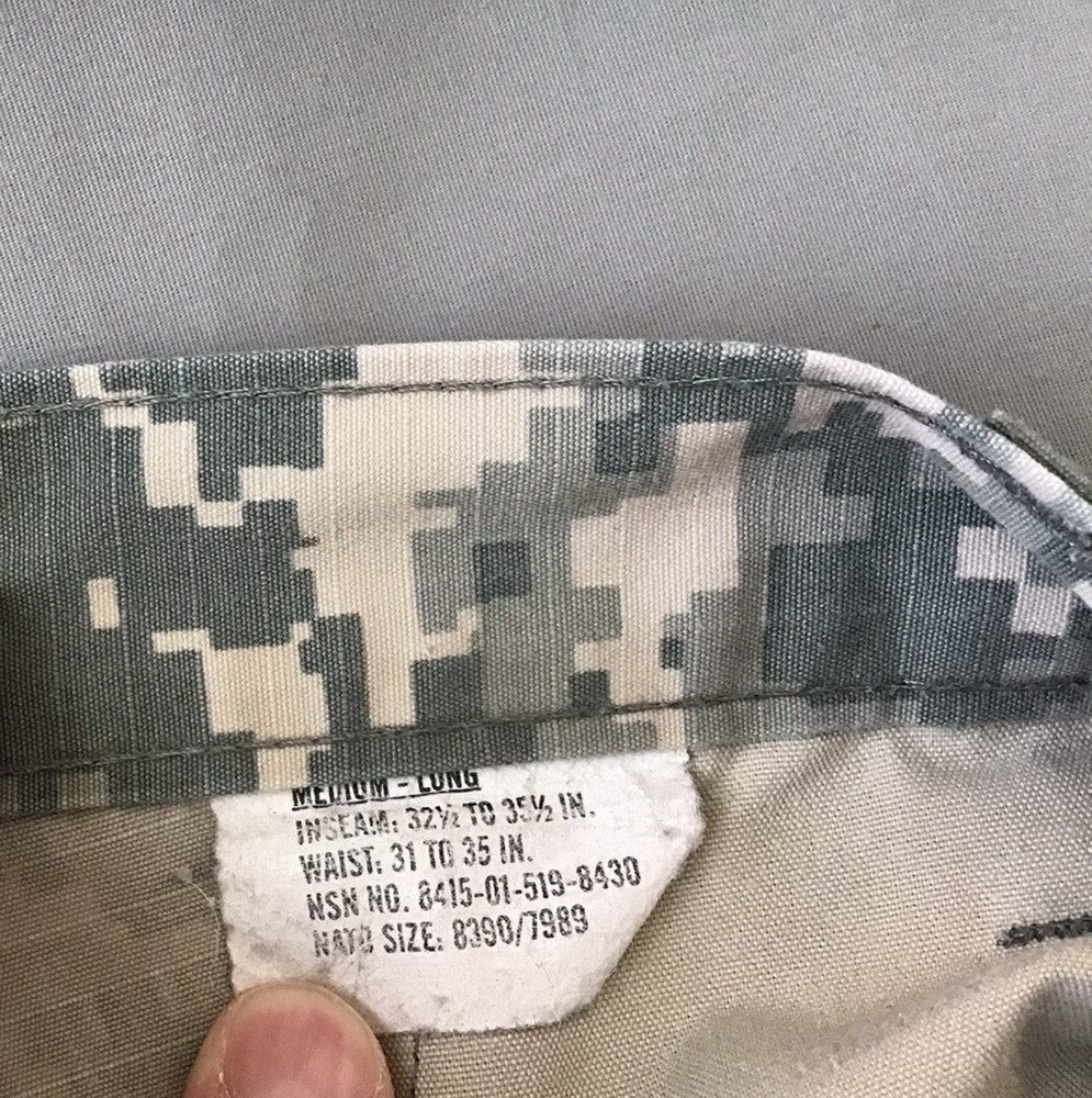 U.S. Army Combat Trouser Men Medium Long (34x33) Camo Cargo Pants Button Fly