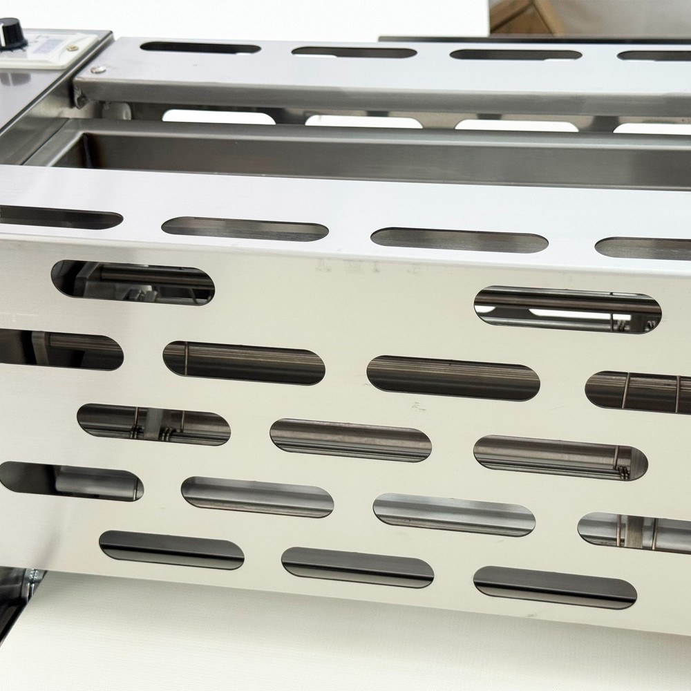 Desktop Foldable Puff Pastry Machine Mini Dough Sheeter Pressing Machine 110V