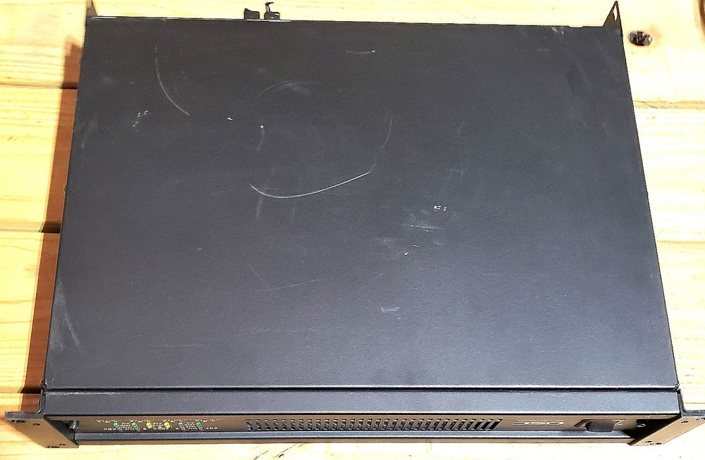 QSC CX-204V 4 channel power amp CX204V