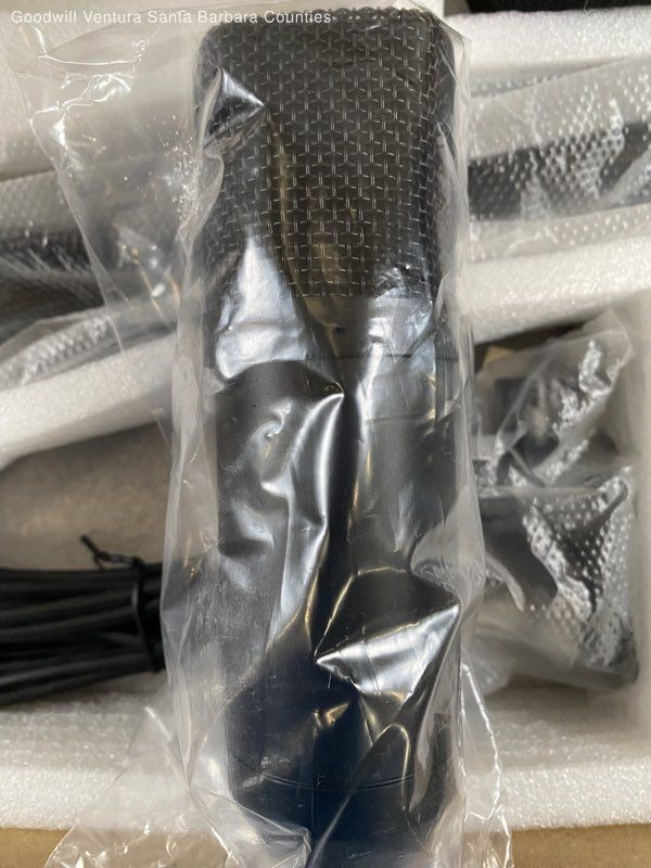 Travor USB Microphone w/ Accessories