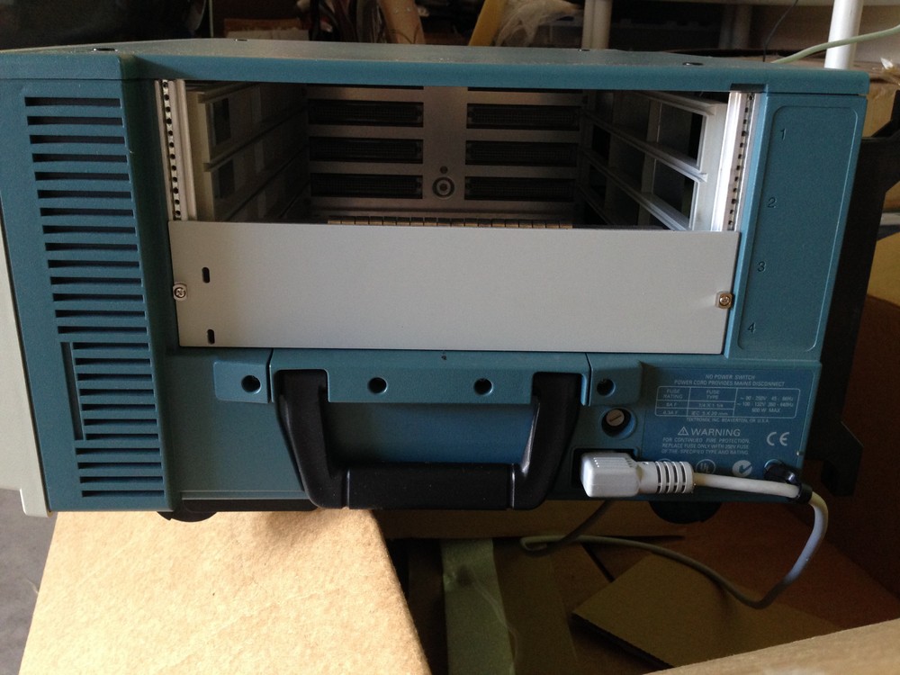 Logic Analyzer Tektronix TLA704