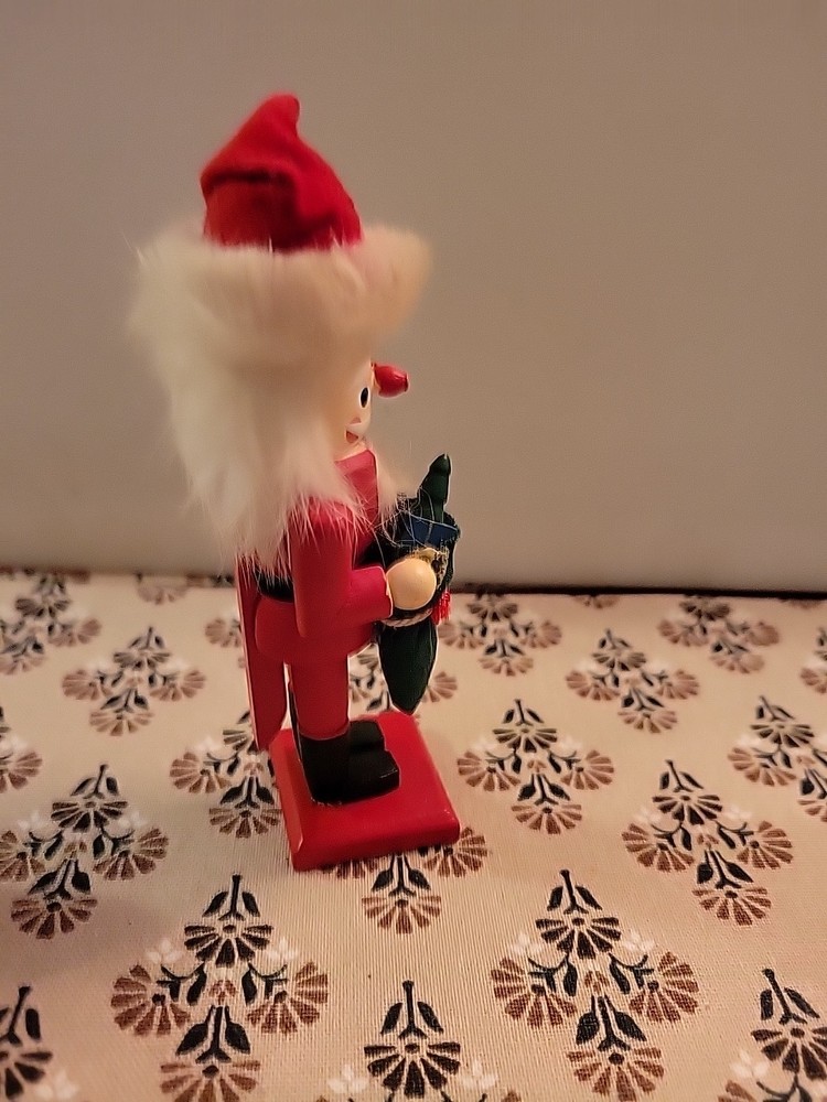 4" Wooded VINTAGE SANTA Nutcracker