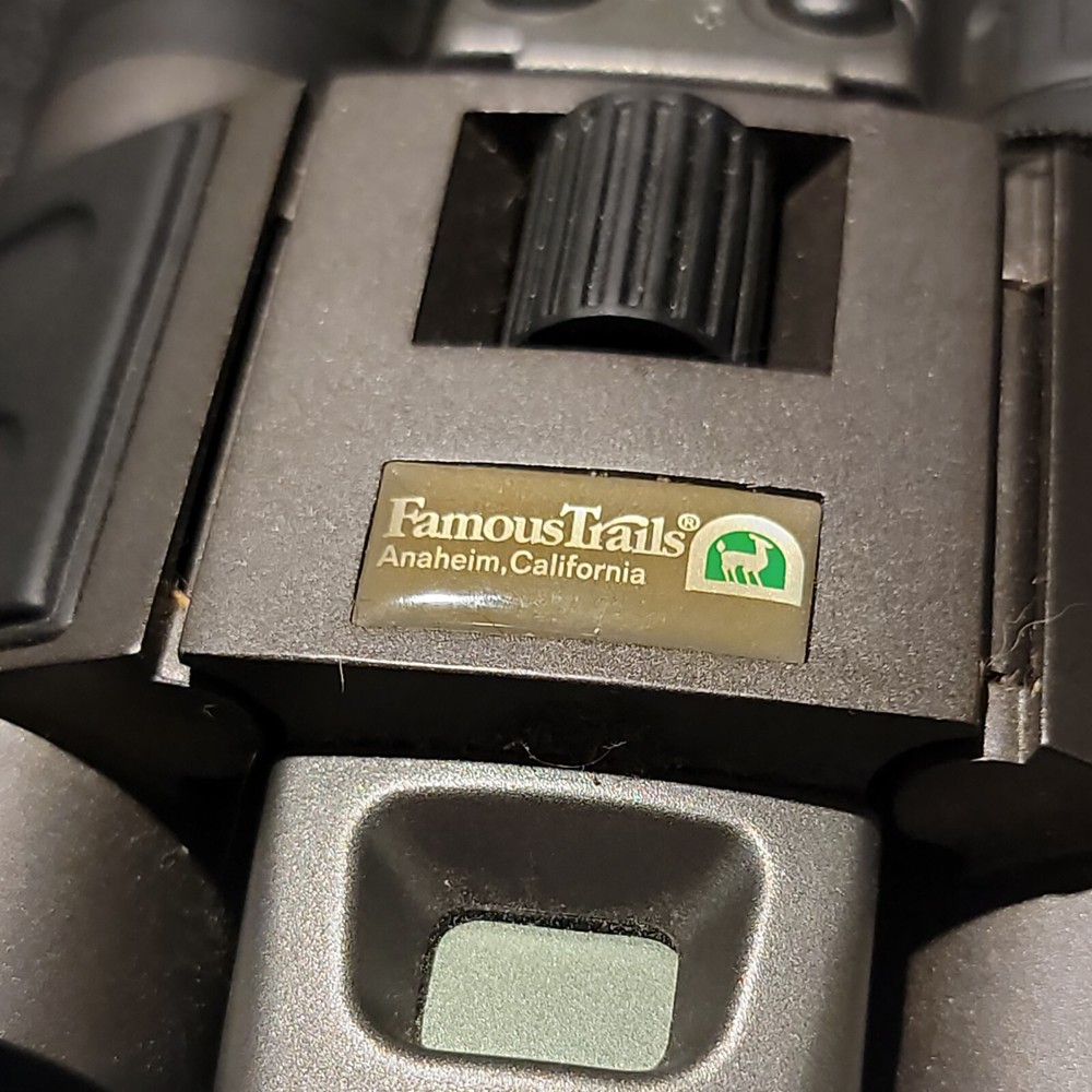 Famous Trails Bino-Camera DCB-822 8x22 Binocular & Digital Camera Untested