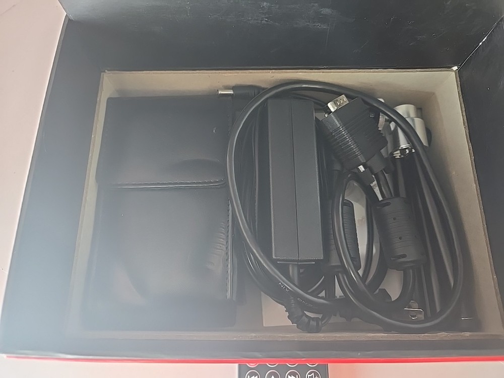 Axer ipro Projector IDC-6400 Limited Edition