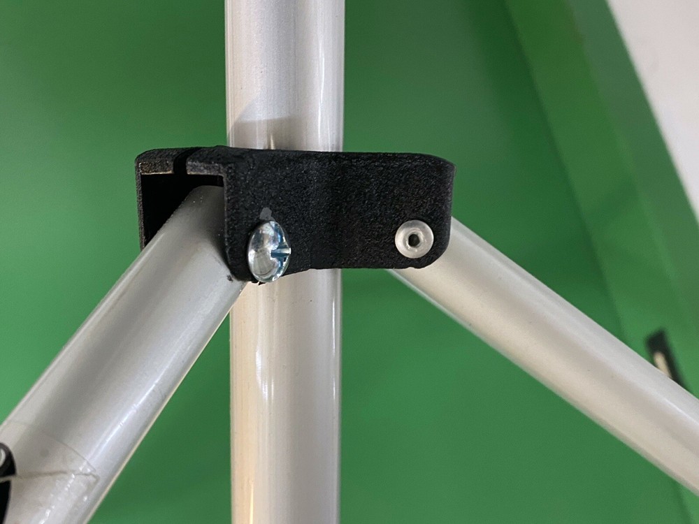 2 Rokunar Studio Pro PMLS 8’ Light Stands