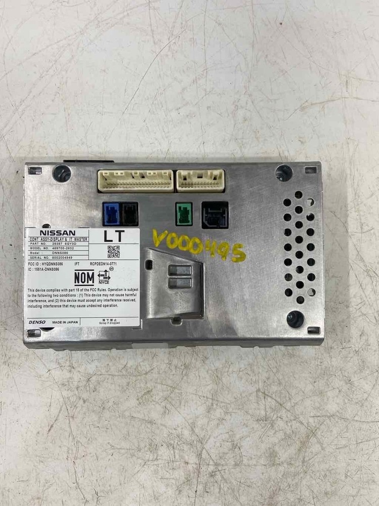 19 20 NISSAN PATHFINDER Display Screen LCD Panel