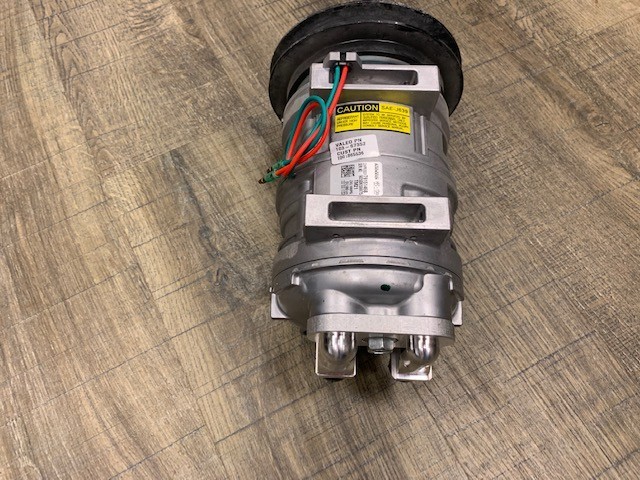 Valeo TM21 Seltec 103-67352 Heavy Duty AC Compressor, New