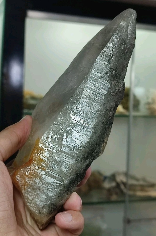 Lemurian Quartz Crystal With Unique Growth & Nice Terminations-Pak.