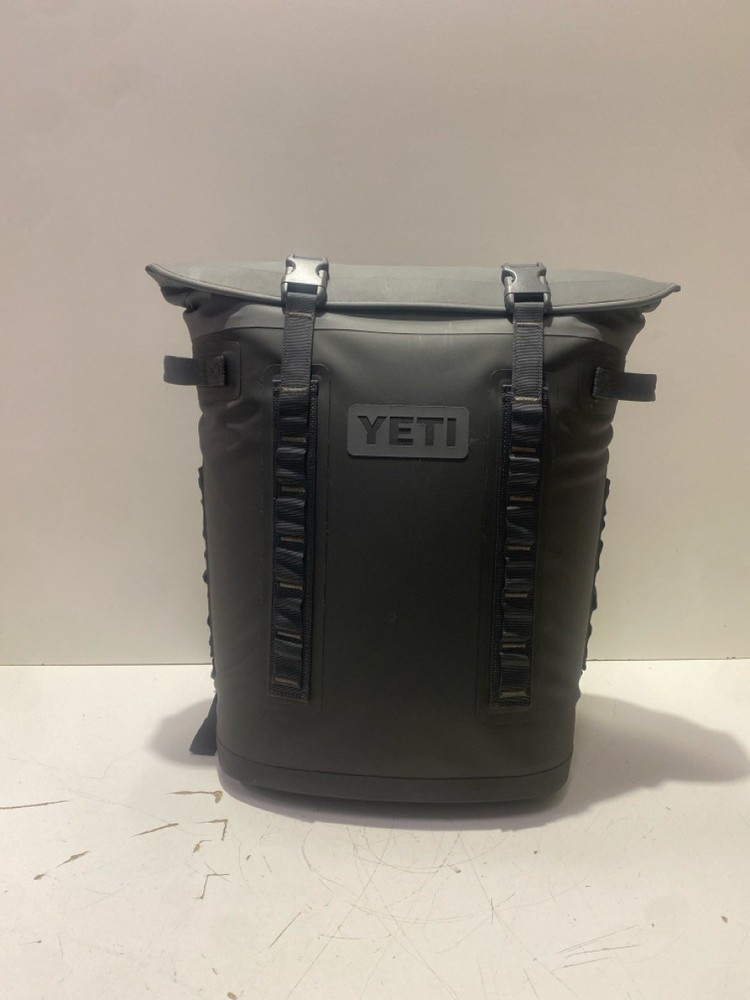 YETI BACKPACK (P22017456)