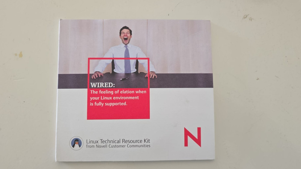 Novell SUSE Linux Enterprise Server 9 Linux Pro 8.2 and 9.1 --- 3 DVD set