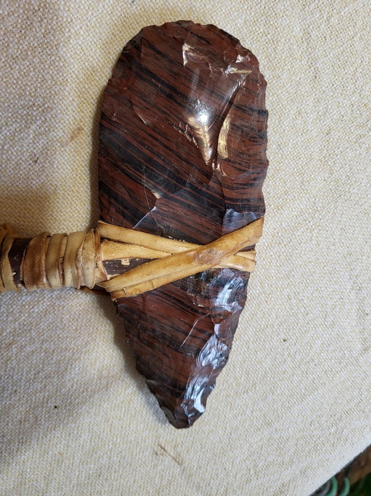 tomahawk throwing axe