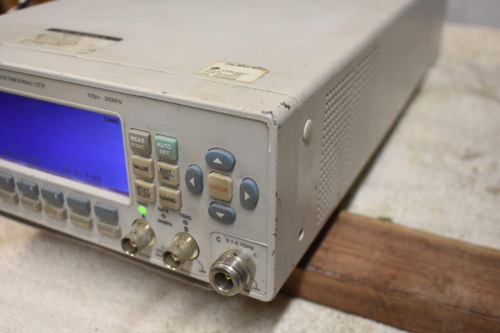 Fluke PM6690 2.7 GHz Frequency Counter