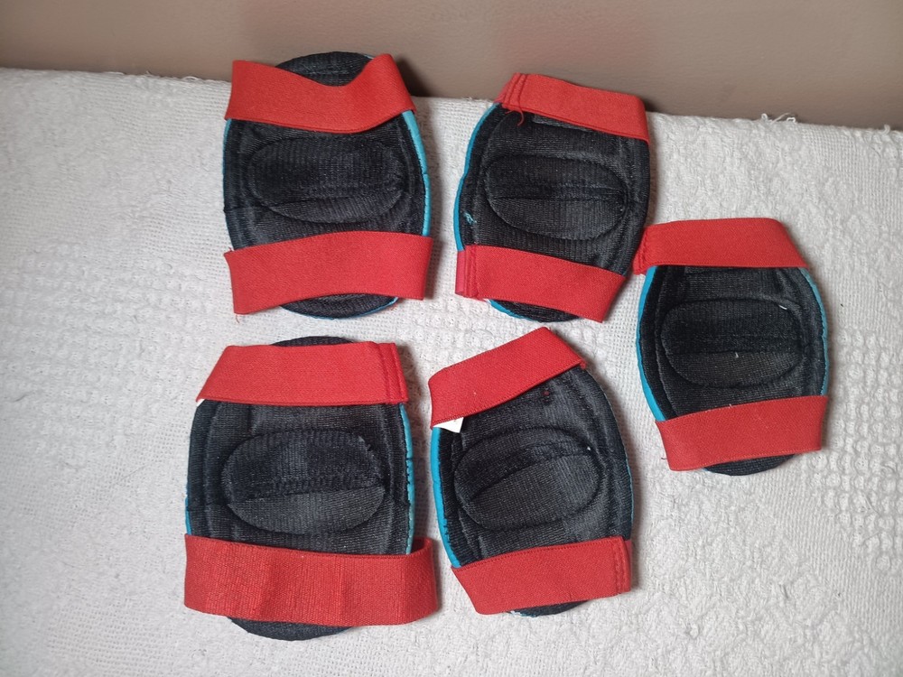 Thomas & Friends Kid Protective Kneepad Elbow Blue Thomas The Tank Engine 2007